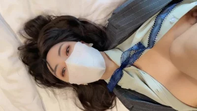 半推半就的插进去就说好爽啊，反差婊总是口是心非
